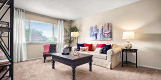 Woodlake Park Apartments Gallery 15