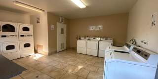Jurupa Royale Apts Gallery 34