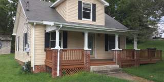 Radford, 4 BR / 2 BA house, Available in August Gallery 1