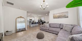 687 GRIFFON Avenue Gallery 10
