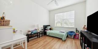 1416 NE 4th Court Gallery 13