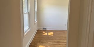 1014 Evergreen Avenue Gallery 3