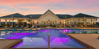 Hickory Cottages Apartments Gallery 22