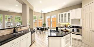 3508 Red River St - spacious 6 bed walking to UT for Aug 2028 Gallery 9