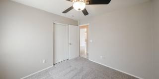 3215 W Abraham Lane Gallery 18