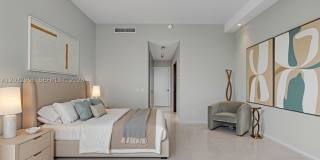900 Brickell Key Blvd Gallery 10