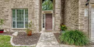 4719 River Rock Gallery 2