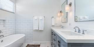 1761 N Orange Grove Ave Gallery 27