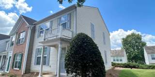 Gorgeous Alpharetta Townhouse!  3 Bedrooms/2.5 Bathrooms, Hardwoods, End Unit! Gallery 1