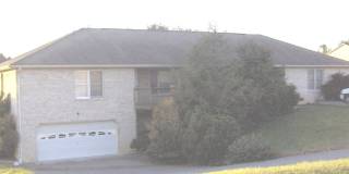 3 Bedroom 2 Bath Duplex Gallery 1