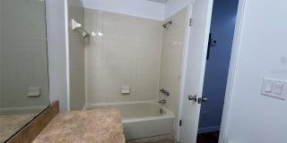 1724 FOXHALL Circle Gallery 17