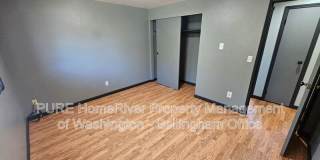 2400 Carpenter Street Gallery 17