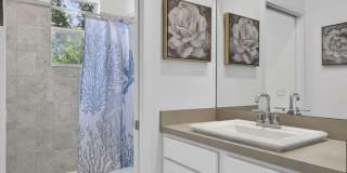 160 Bandol Street Gallery 31