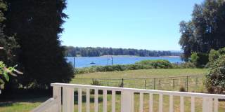 COLUMBIA RIVER Waterfront Home with Access on 1.5 Acres Gallery 9
