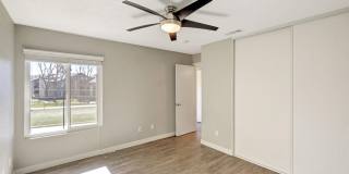 The James Apartments Gallery 58