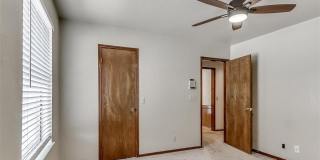 12414 S Villa Avenue Gallery 32