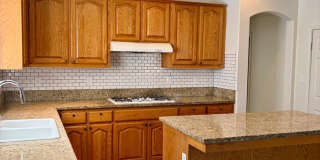 Spacious 5 Bedroom, 3 Bathroom Home in Stockdale Ranch Villas! Gallery 12