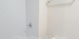 400 Walnut St Gallery 11