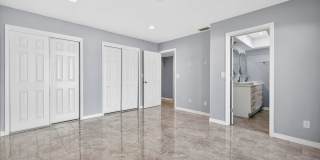 Beautifully Updated Condo with Community pool Gallery 11