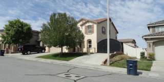Beautifully Maintained 4-Bedroom Home in the Desirable KB Autumn Hills Community Gallery 1