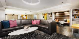 10 Hanover Square Gallery 28