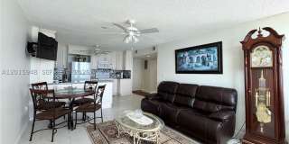 7135 Collins Ave Gallery 14