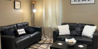 Charming furnished 2br 2nd Floor Apartment in Wilmington Gallery 30