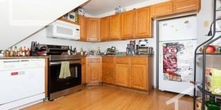 Nice 4 bed in Allston Gallery 11