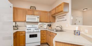 Fully furnished luxury 3br townhome with garage in gated Summerlin community Gallery 11