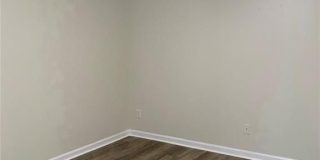 962 Peachtree Street Gallery 7