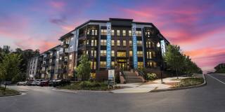 Skye Suwanee Town Center Gallery 37