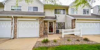 2 Bedroom 2 Bath Townhome In West Des Moines Gallery 1