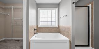 Pet Friendly Three Bedroom! Gallery 28