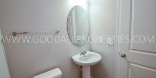 2 Bedroom 2.5 Bath end unit Townhome in West Des Moines with attached garage Gallery 18