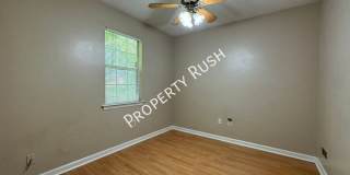1620 Hickory Place Gallery 13