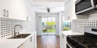 400 N Sunrise Way Gallery 1
