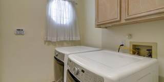 4321 Holly Ridge - 3/bed 2/bath $1975/mo Gallery 1