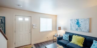 Emerald Gardens Gallery 29