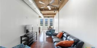 222 Losoya Gallery 25