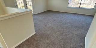 5 Bedroom Duplex!! Gallery 10