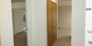 Rent Special: 1/2 Off June's Rent!! - Upstairs 2 Bedroom Unit Gallery 29