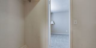 1 Bedroom 1 Bath Condo - Wilshire And NW Expressway Gallery 28