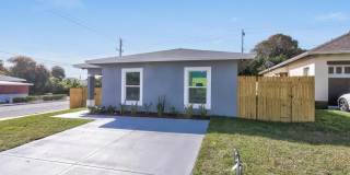 2213 Division Avenue Gallery 2