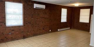 3 Bed, 1 Bath brick home located in Highpoint! Gallery 3