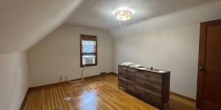 AVAILABLE NOW | Furnished 4BR Student Home | All Utilities Included | Walk to UE Gallery 13