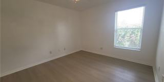 1010 SE 12th Terrace Gallery 12