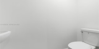 2705 SE 25 AVE Gallery 19