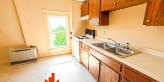 1658 Main Street - 5 Gallery 1