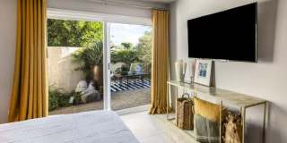1742 Sunnydale Plz Gallery 1
