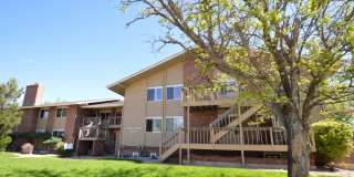 Tranquil Living in a Stylish 1 Bedroom Garden Floor Apartment Gallery 1